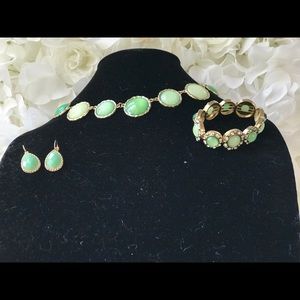 Mint statement necklace earings and bracelet